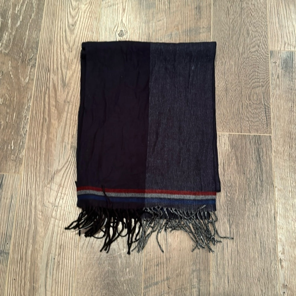 NWT The Men’s Store Bloomingdale’s Navy Scarf One Size