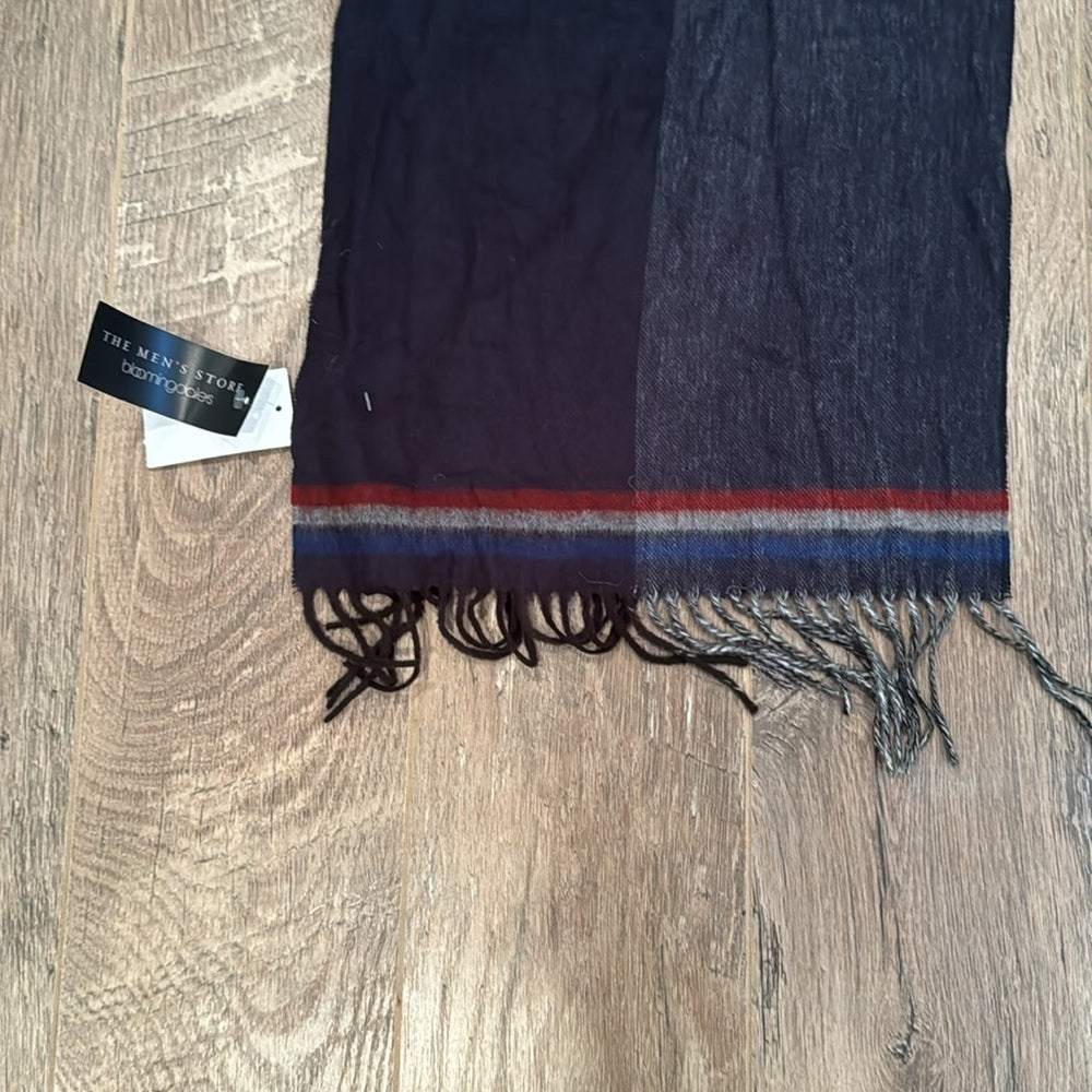 NWT The Men’s Store Bloomingdale’s Navy Scarf One Size