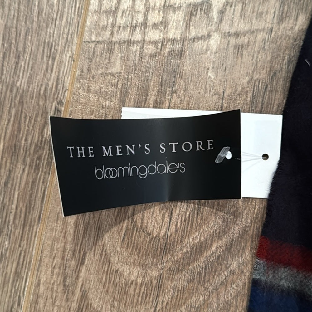 NWT The Men’s Store Bloomingdale’s Navy Scarf One Size