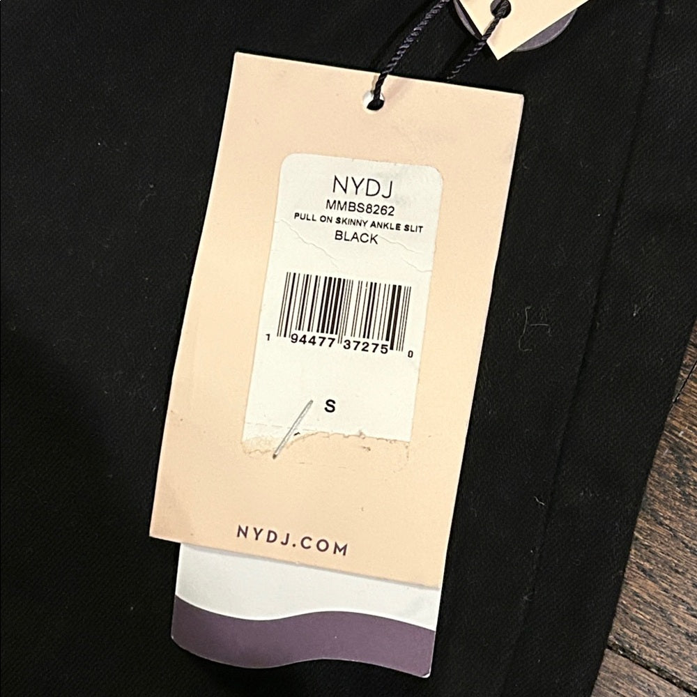 NWT NYDJ Women’s Classic Black Skinny Jeans Size Small