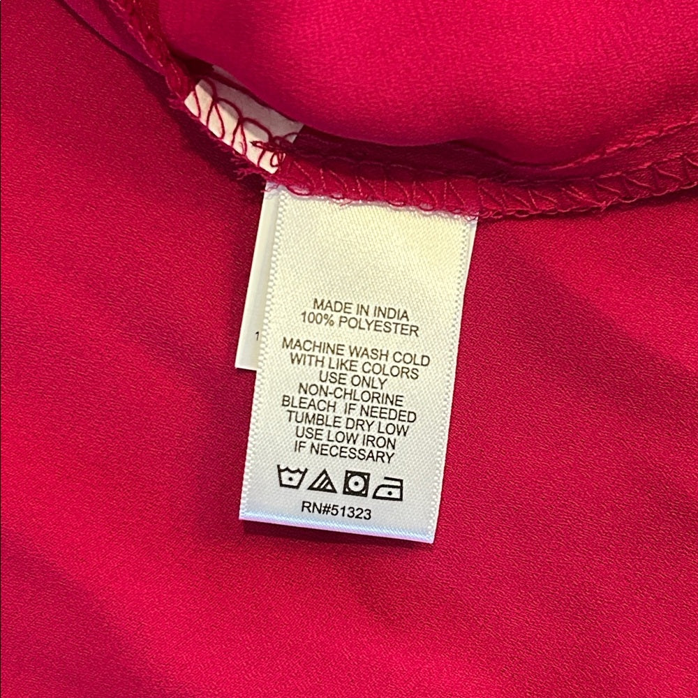 NWT CeCe Women’s Fuchsia Ruffle Sleeve Off the Shoulder Blouse Size Medium