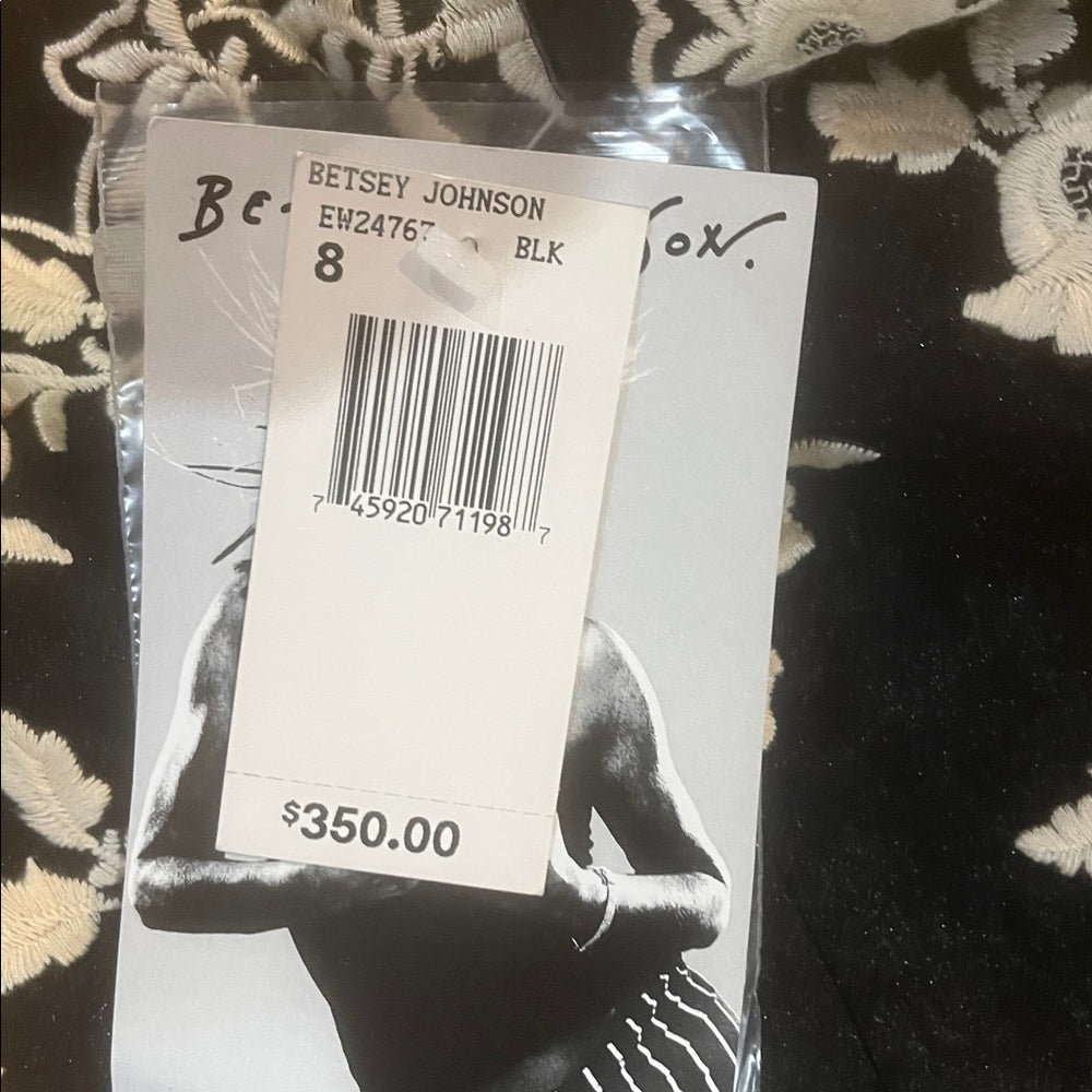 Betsey Johnson Women’s Black and White Floral Dress Size 8