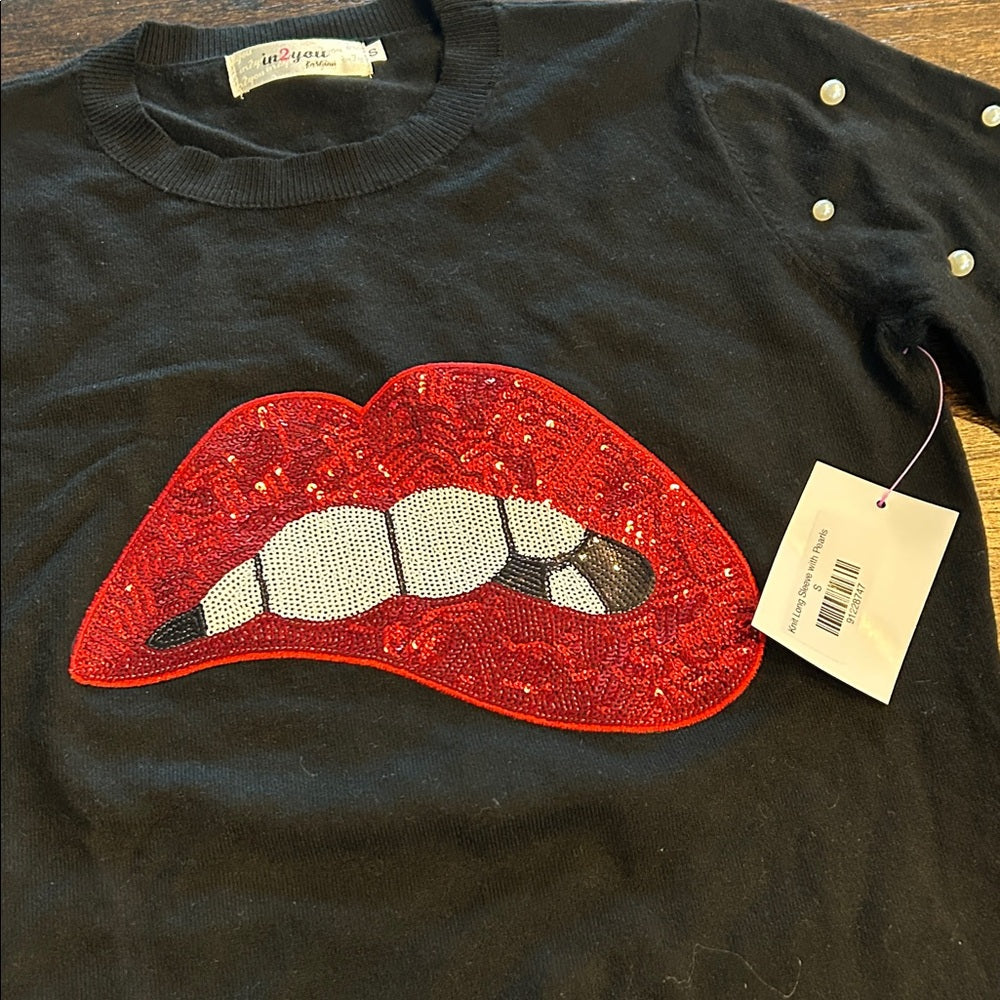 NWT In2You Women’s Black Sweater with Red Lips Design and Pearls Size Small
