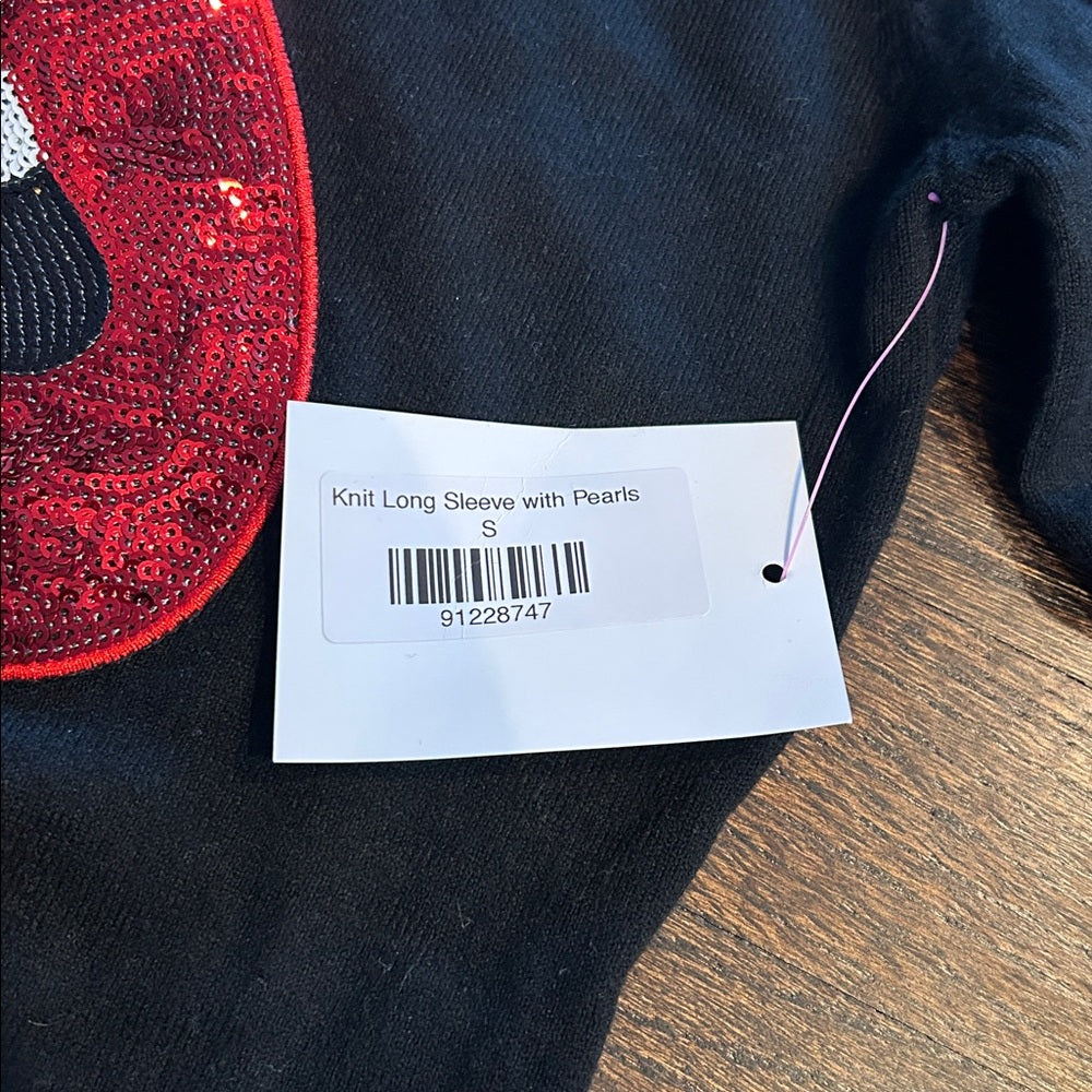 NWT In2You Women’s Black Sweater with Red Lips Design and Pearls Size Small