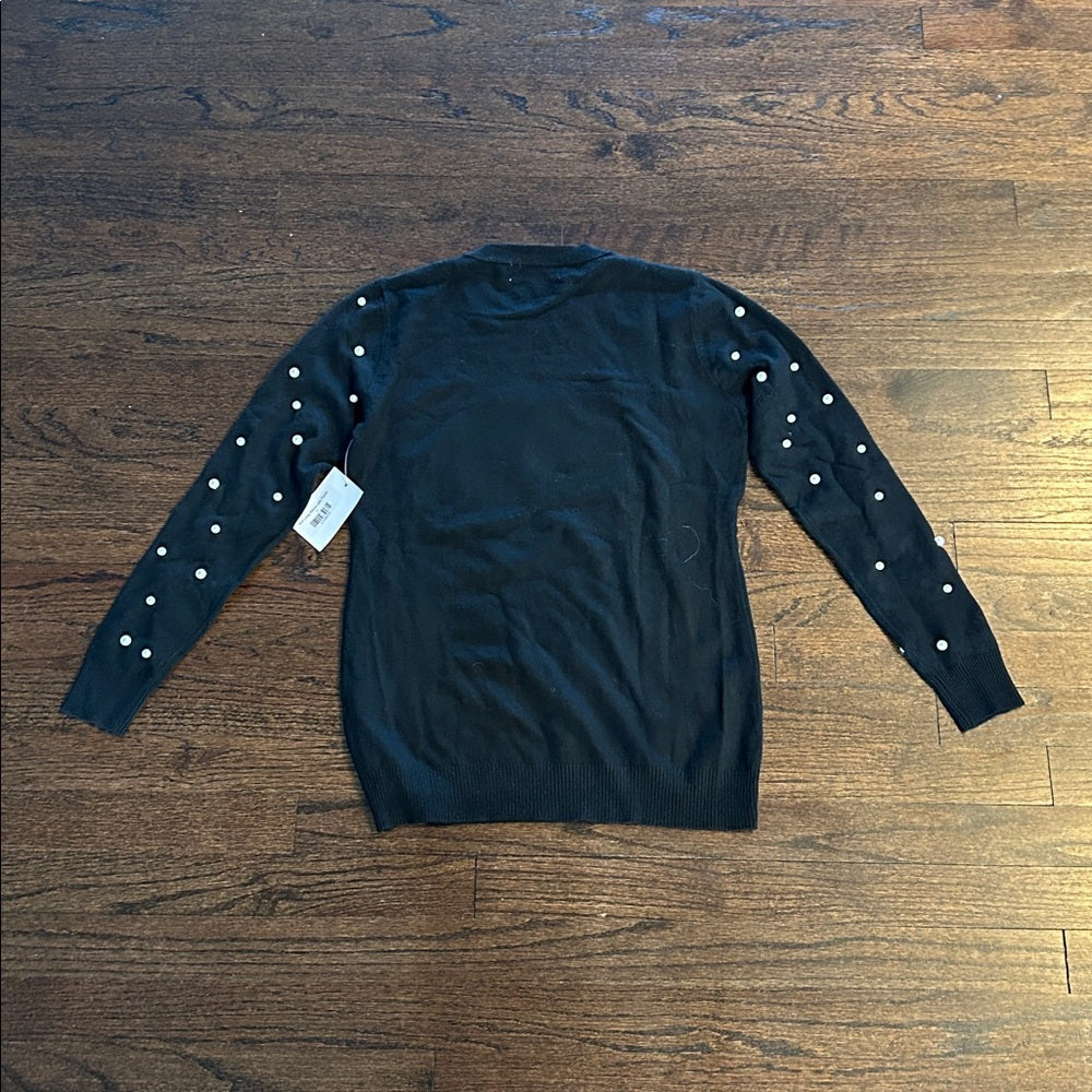 NWT In2You Women’s Black Sweater with Red Lips Design and Pearls Size Small