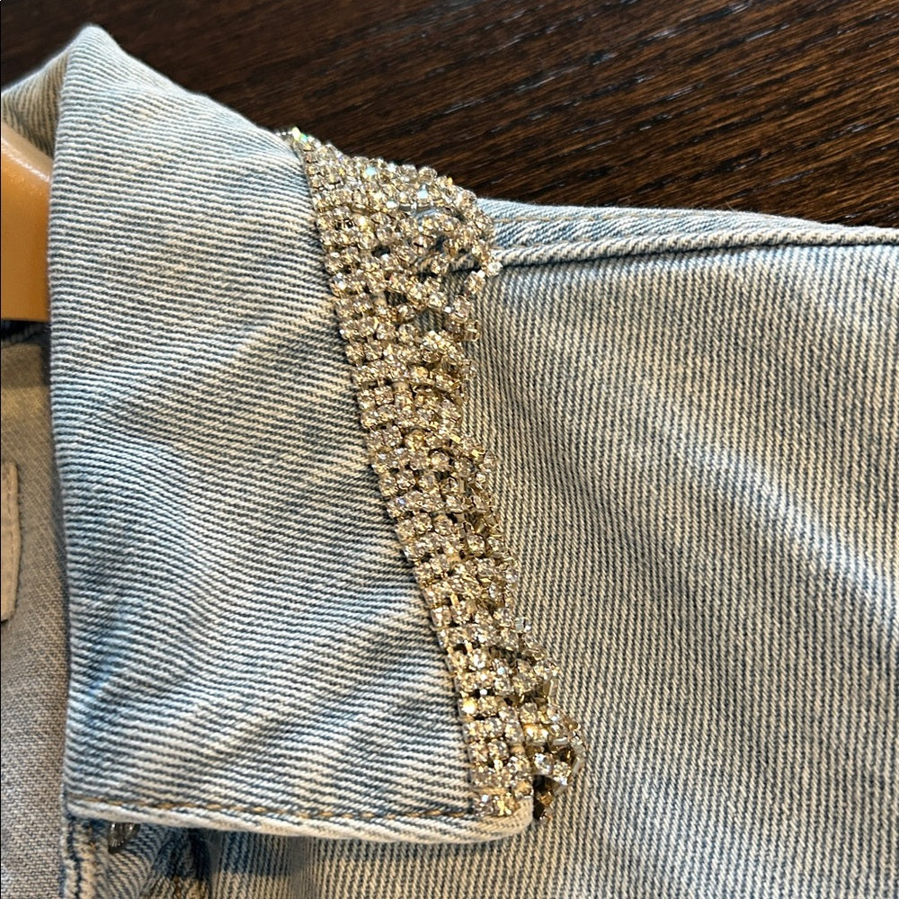 NWT Twelve by Ontwelfth Women’s Light Blue Denim Jacket with Jewels Size Medium