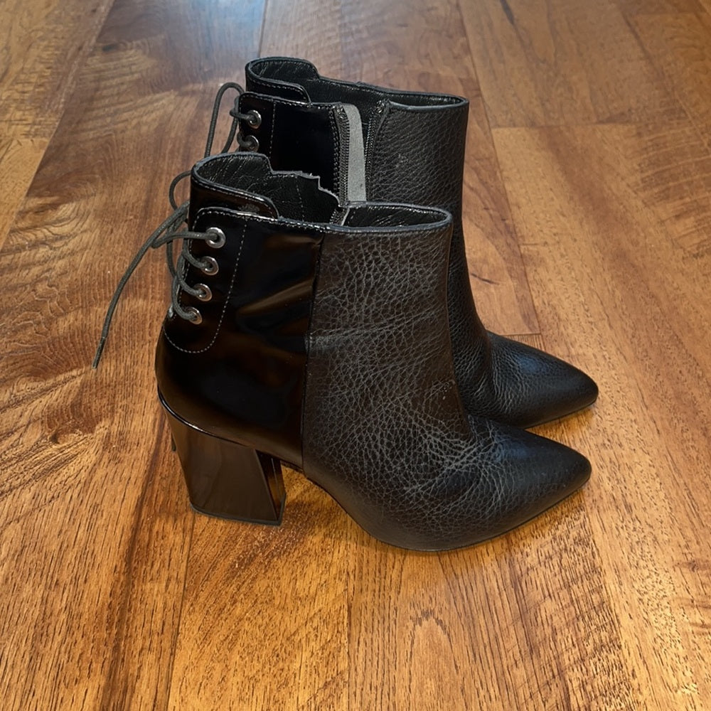 The Shoe Box Woman’s Black Heeled Booties Size 39