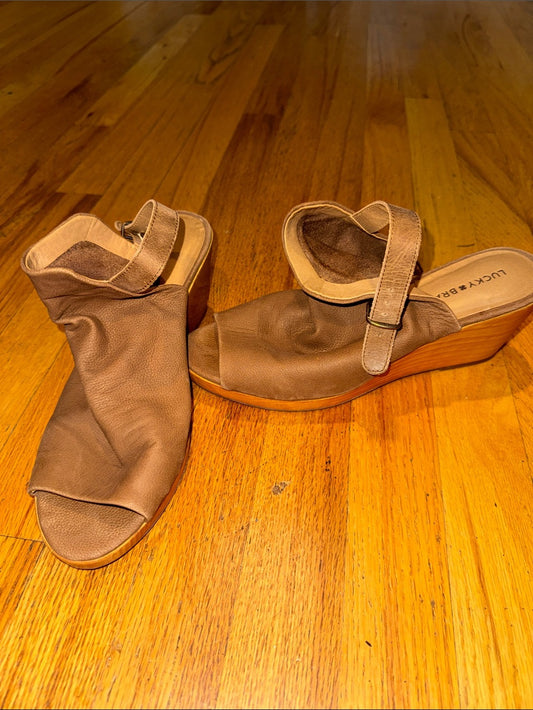 Lucky Brand Taupe Leather Open-Toe Wedge Sandals Women’s 10
