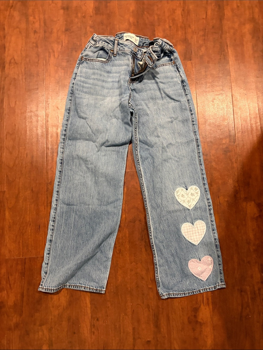 Abercrombie Girls Light Blue Women's Heart Patch Straight-Leg Jeans Size 13/14