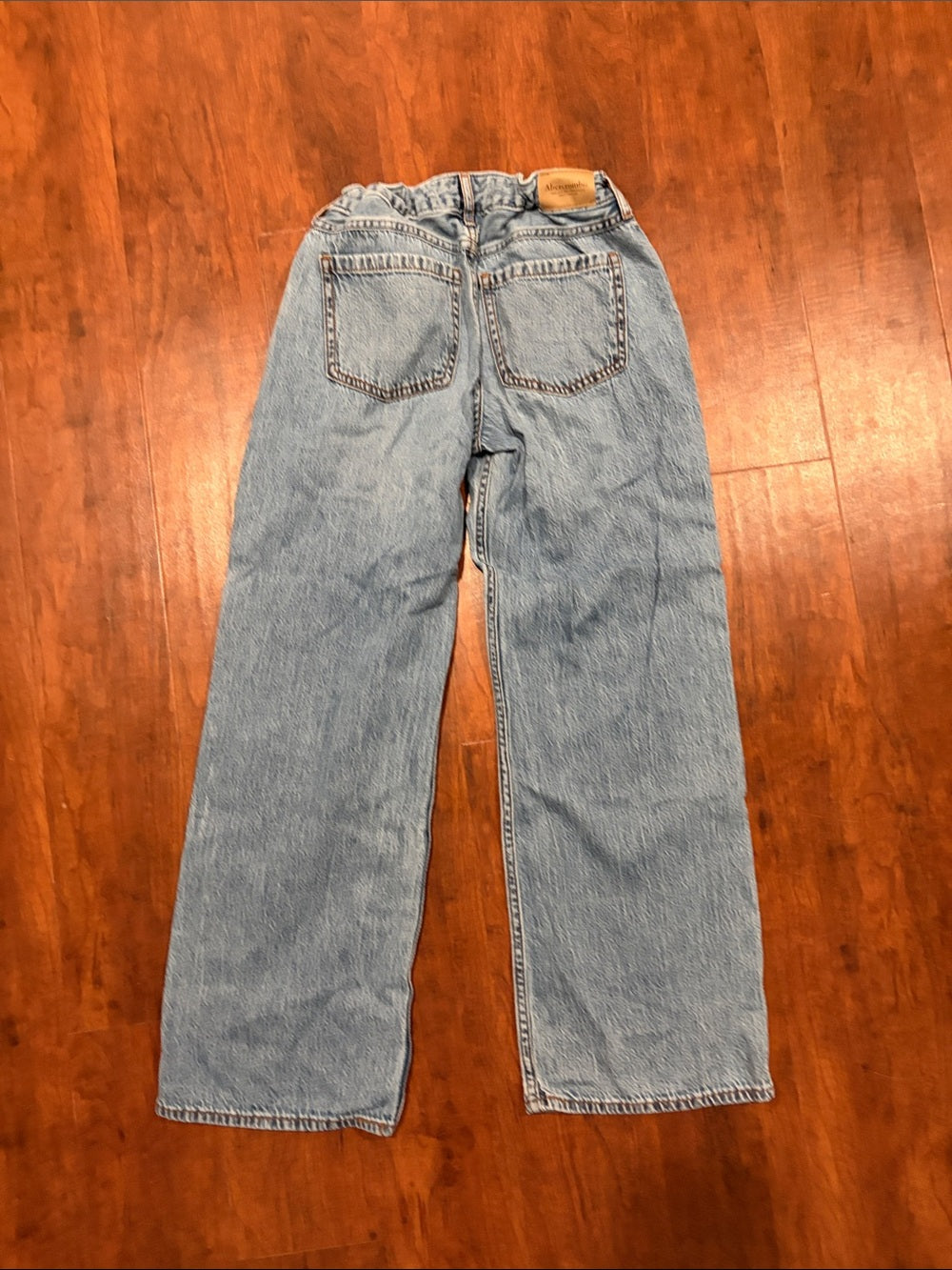 Abercrombie Girls Light Blue Women's Heart Patch Straight-Leg Jeans Size 13/14