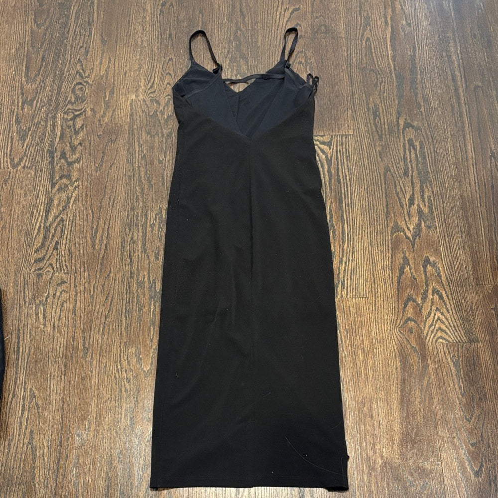 Alice + Olivia Women’s Black Midi Dress Size 0