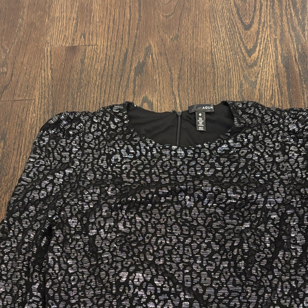 NWT Aqua Women’s Black and Silver Long Sleeve Dress Size Medium