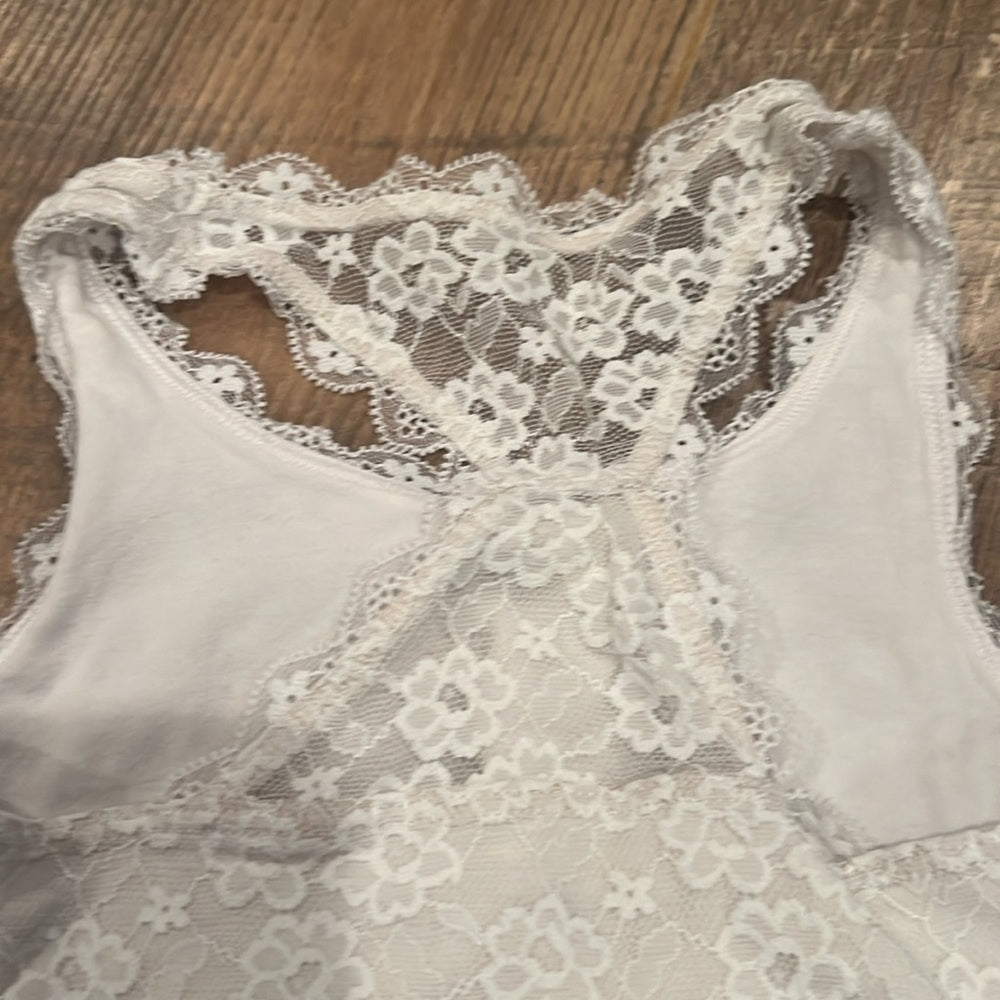 Abercrombie Kids White Lace Top Size 7/8