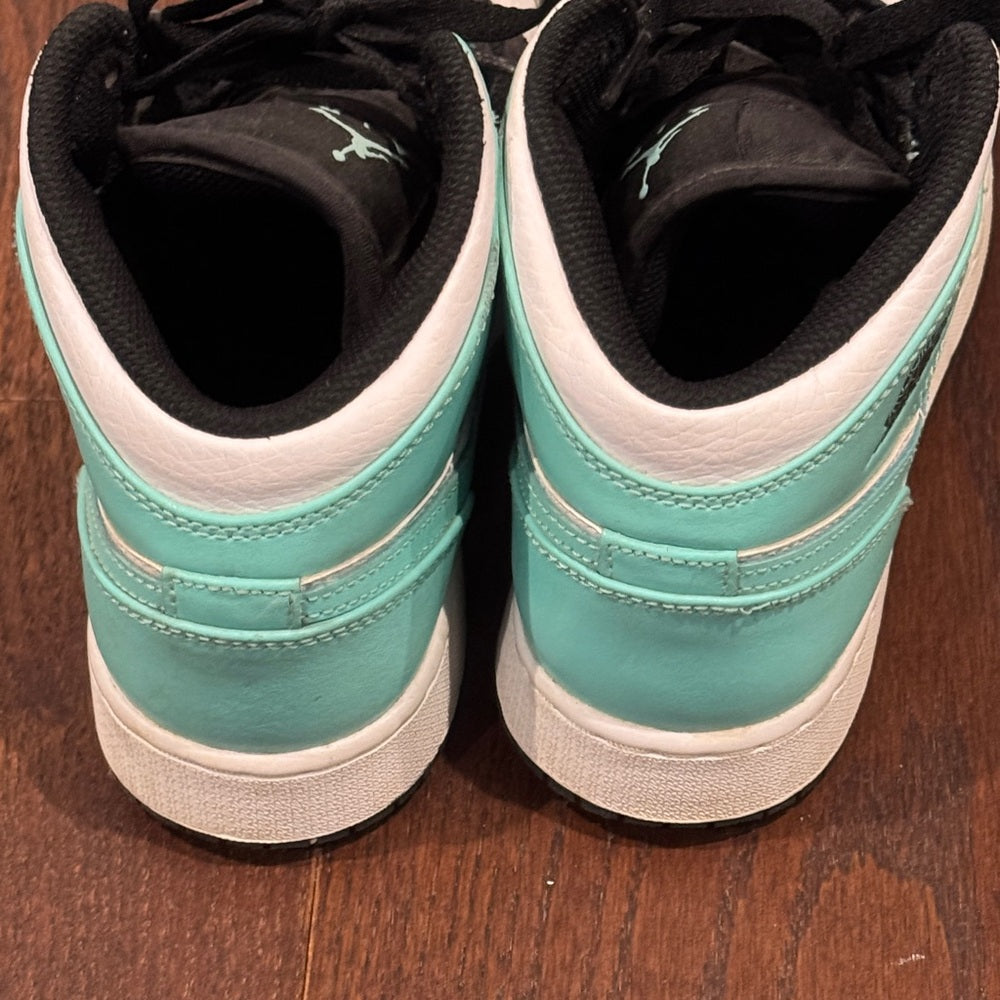 Air Jordan 1 Mid Kids Teal and Black Sneakers Size 6