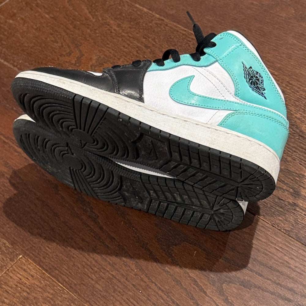Air Jordan 1 Mid Kids Teal and Black Sneakers Size 6