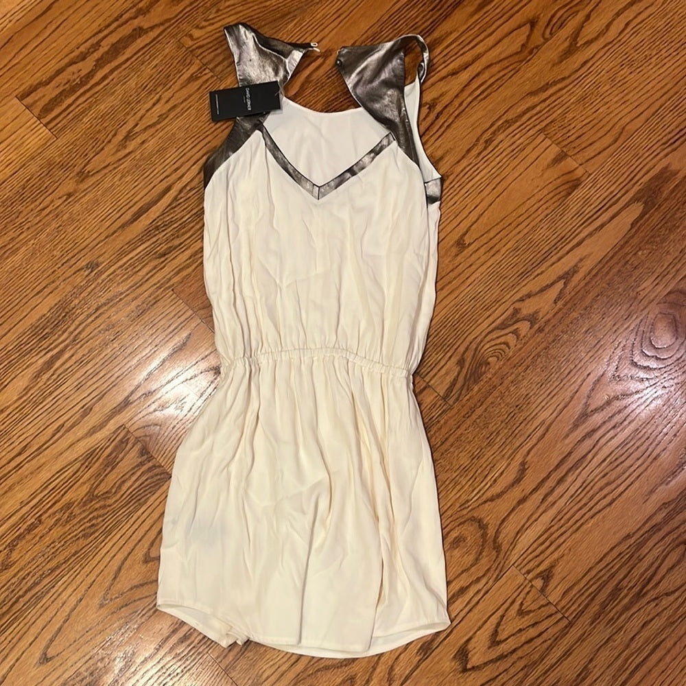 NWT David Lerner Woman’s White/Gold Open Back Dress Size M