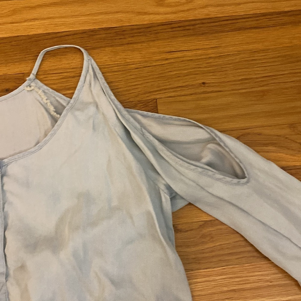 NWT Glam Women’s Blue Cold Shoulder Blouse Size M