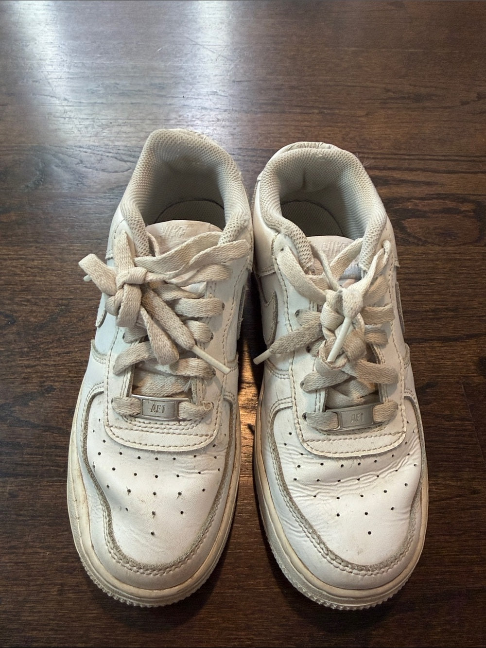 Nike Kids' White Air Force One Low-Top Sneakers Size 5