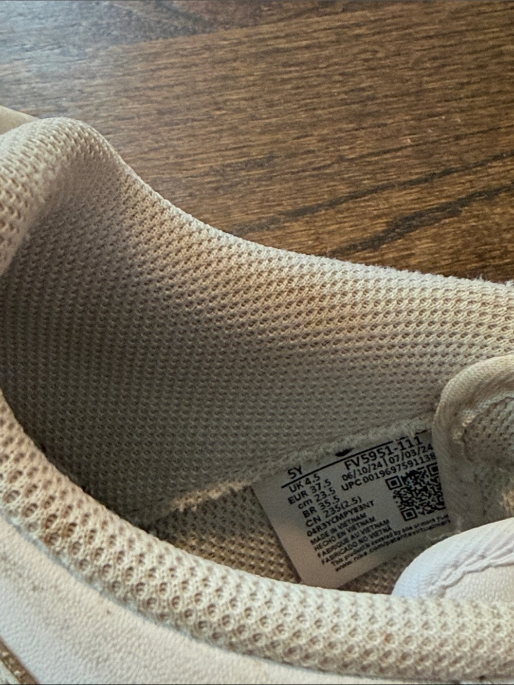 Nike Kids' White Air Force One Low-Top Sneakers Size 5