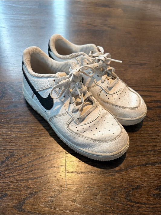 Nike Kids Air Force One White Leather Sneakers with Black Swoosh Accent Size 3Y