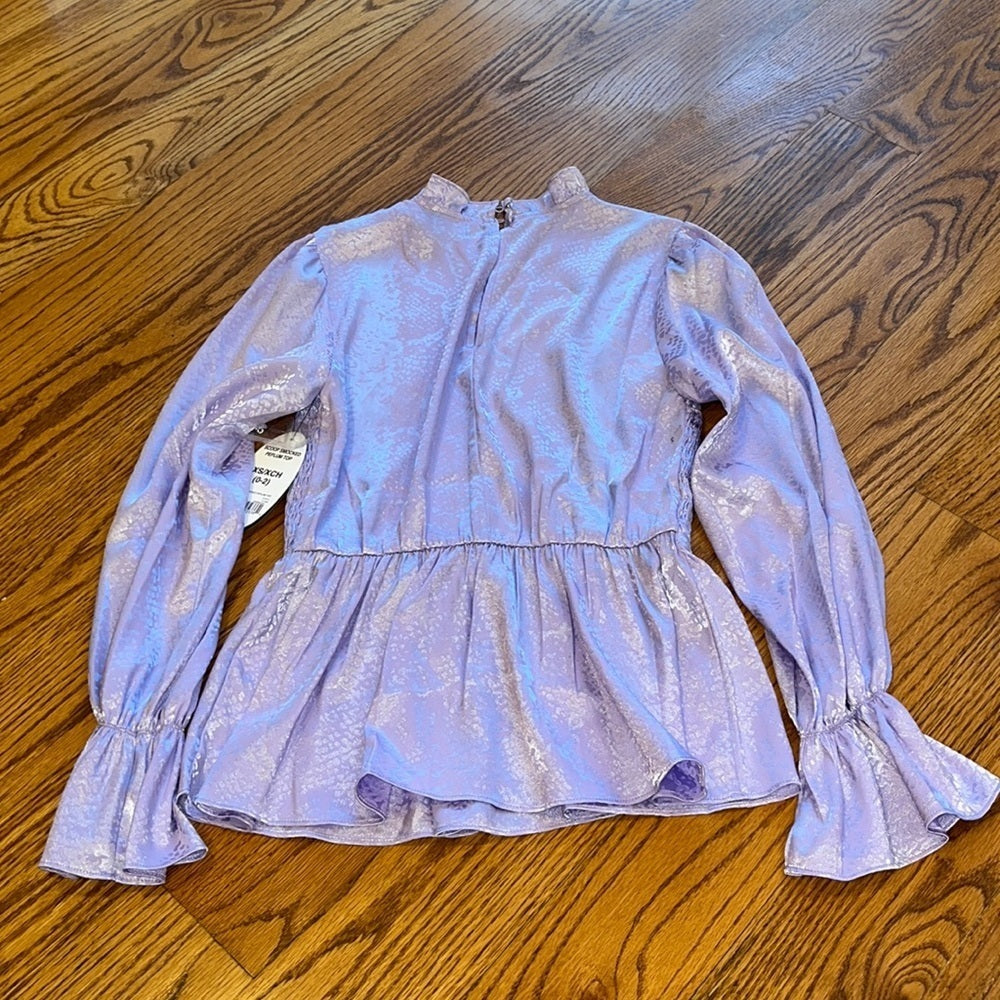 NWT Scoop Woman’s Scoop Smocked Peplum Top Size XS (0-2)