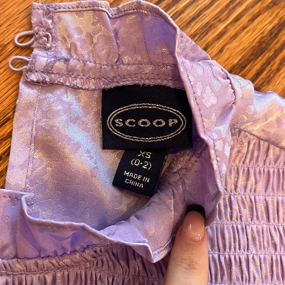 NWT Scoop Woman’s Scoop Smocked Peplum Top Size XS (0-2)