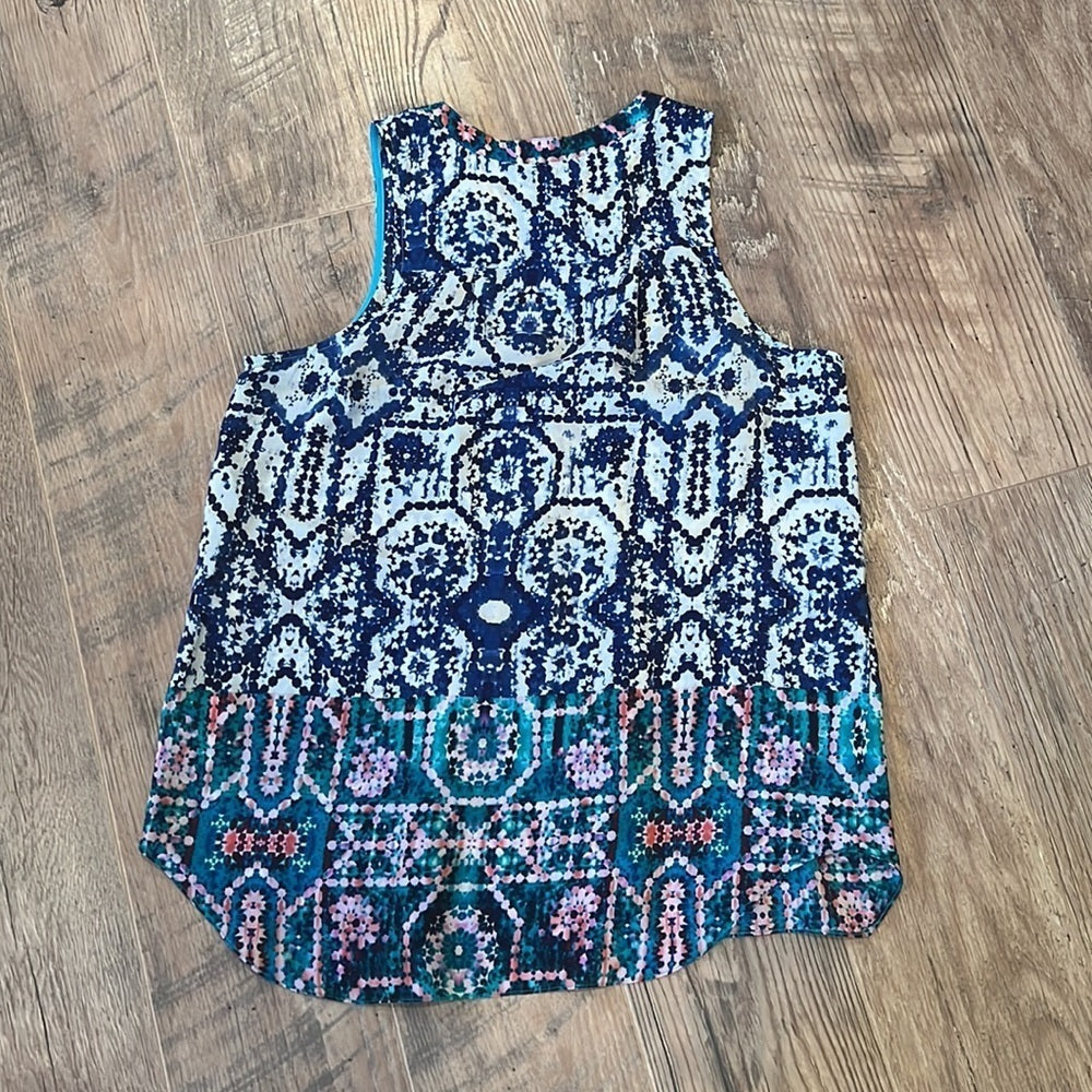 Vanessa Virginia Woman’s Colorful Tank Size 8