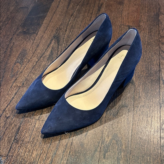 Marc Fisher Women’s Elegant Navy Blue Pumps Size 8.5