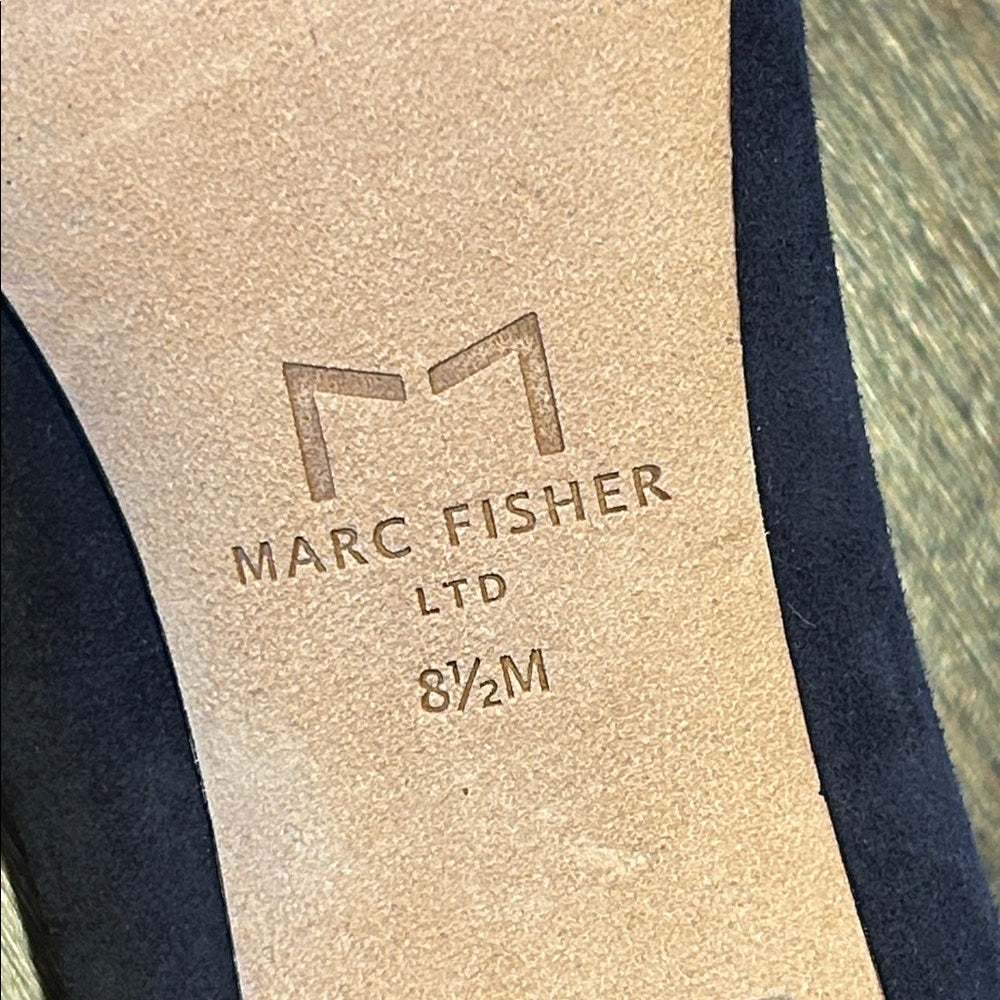 Marc Fisher Women’s Elegant Navy Blue Pumps Size 8.5