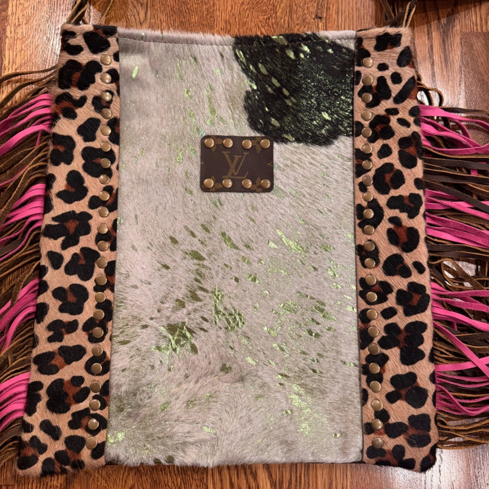 NWT Keep it Gypsy Lime Please Safari Hide Upcycled Hazel Purse