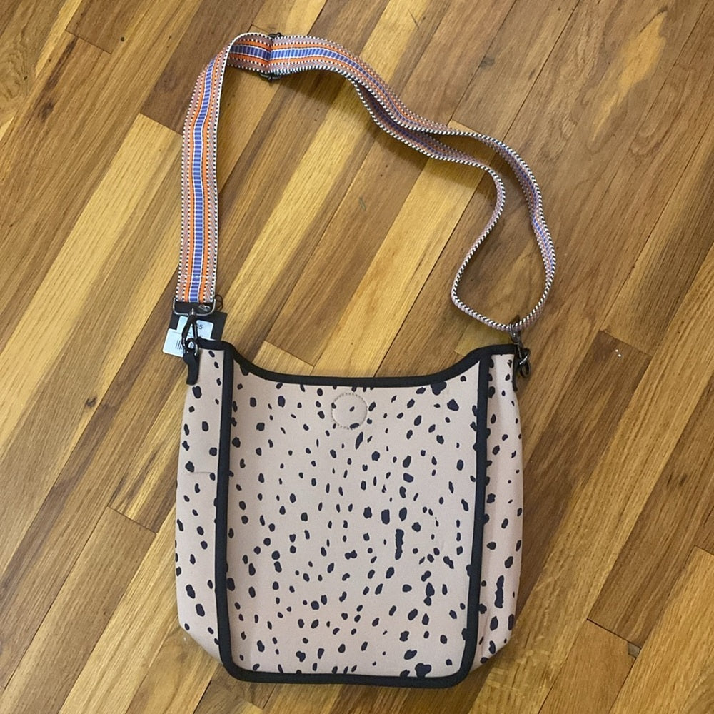 NWT BC Handbags Women’s Cheetah Print Crossbody Bag OS
