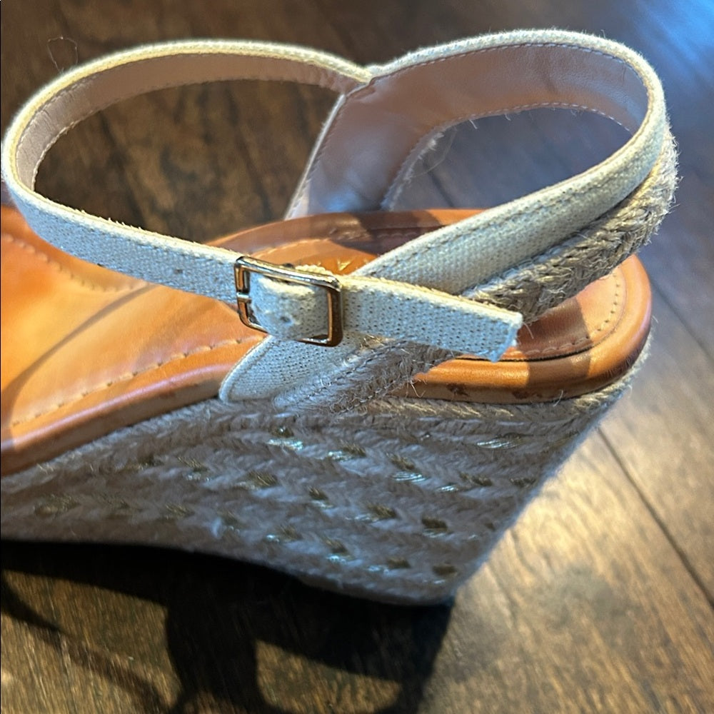 Kelly and Katie Women’s Elegant Cream Wedge Sandals Size 9