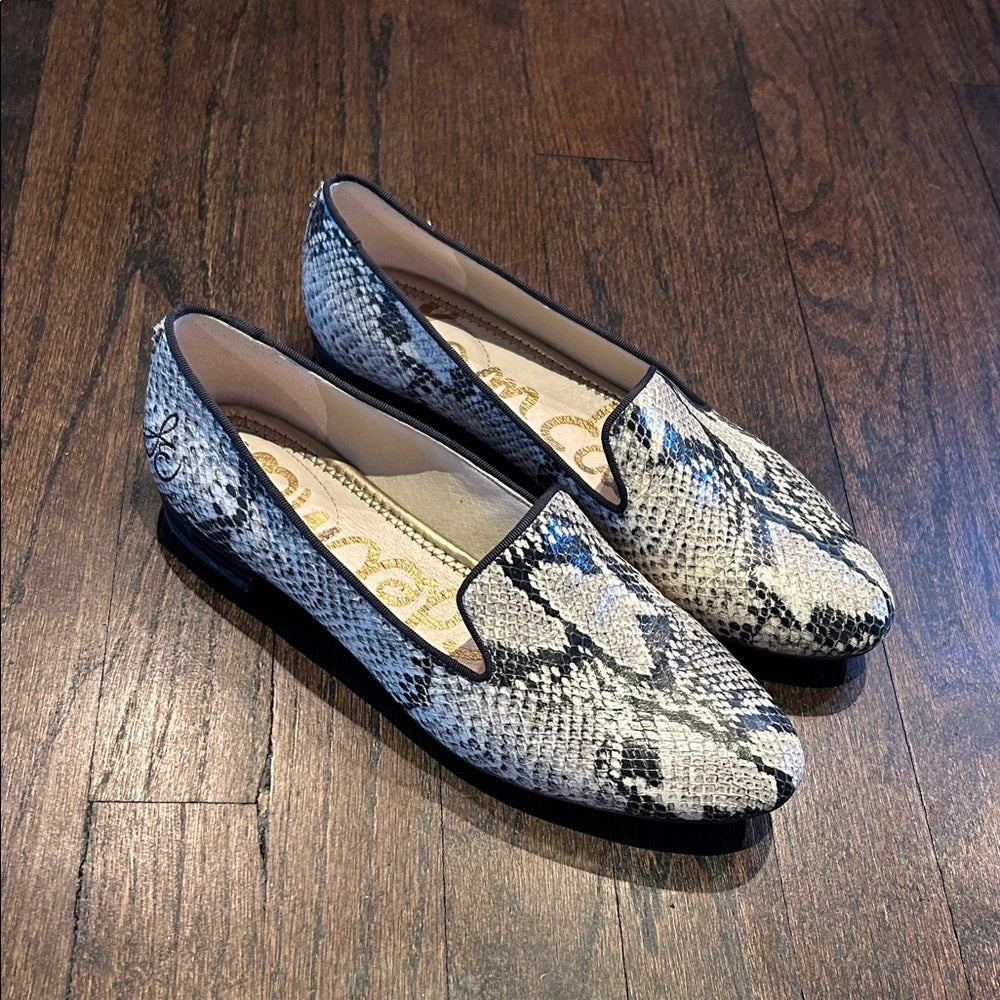 Sam Edelman Women’s Black and Gray Snake Pattern Loafers Size 8