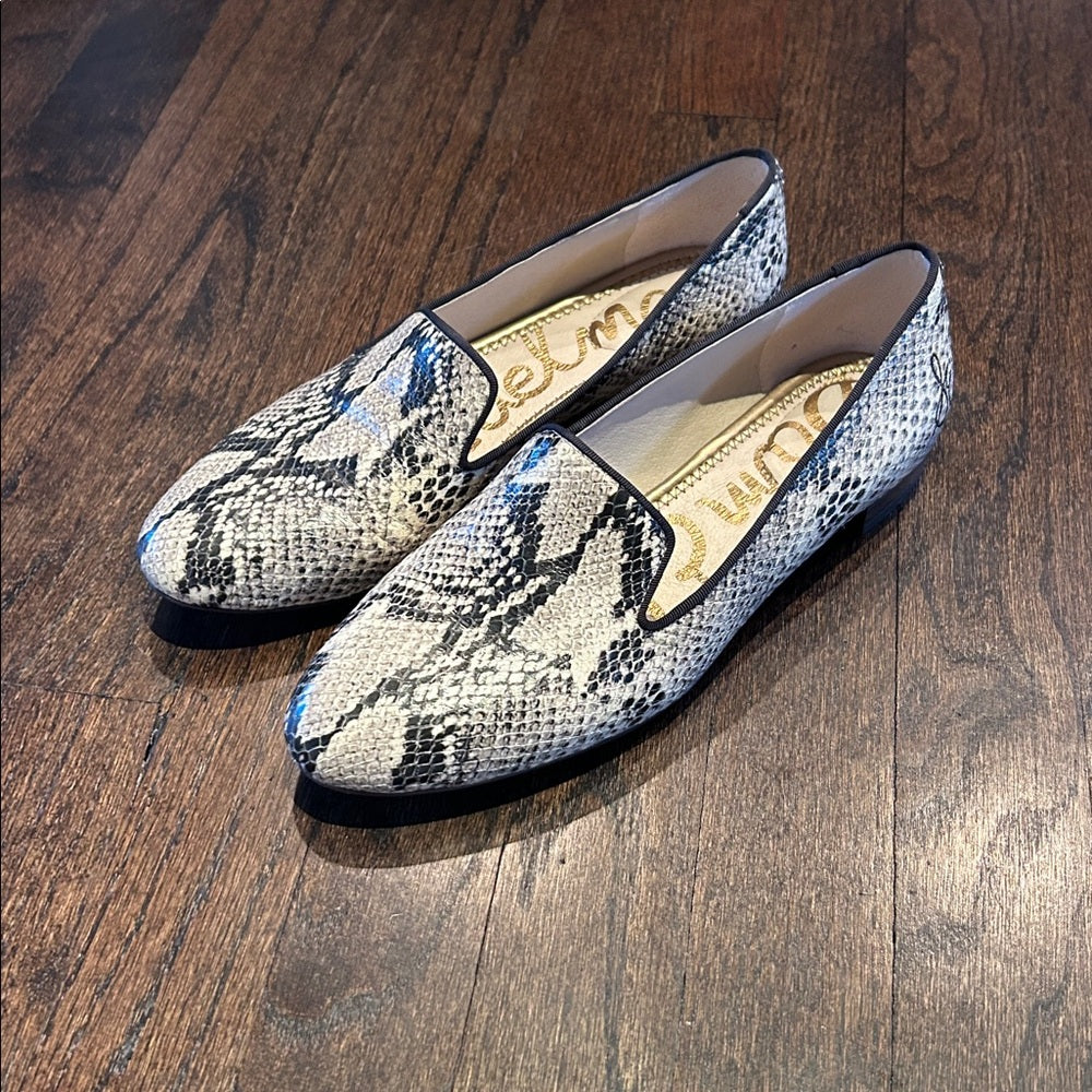 Sam Edelman Women’s Black and Gray Snake Pattern Loafers Size 8