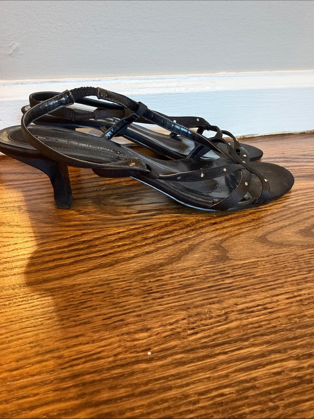 Bandolino Black Strappy Low Heel Sandals Size 8