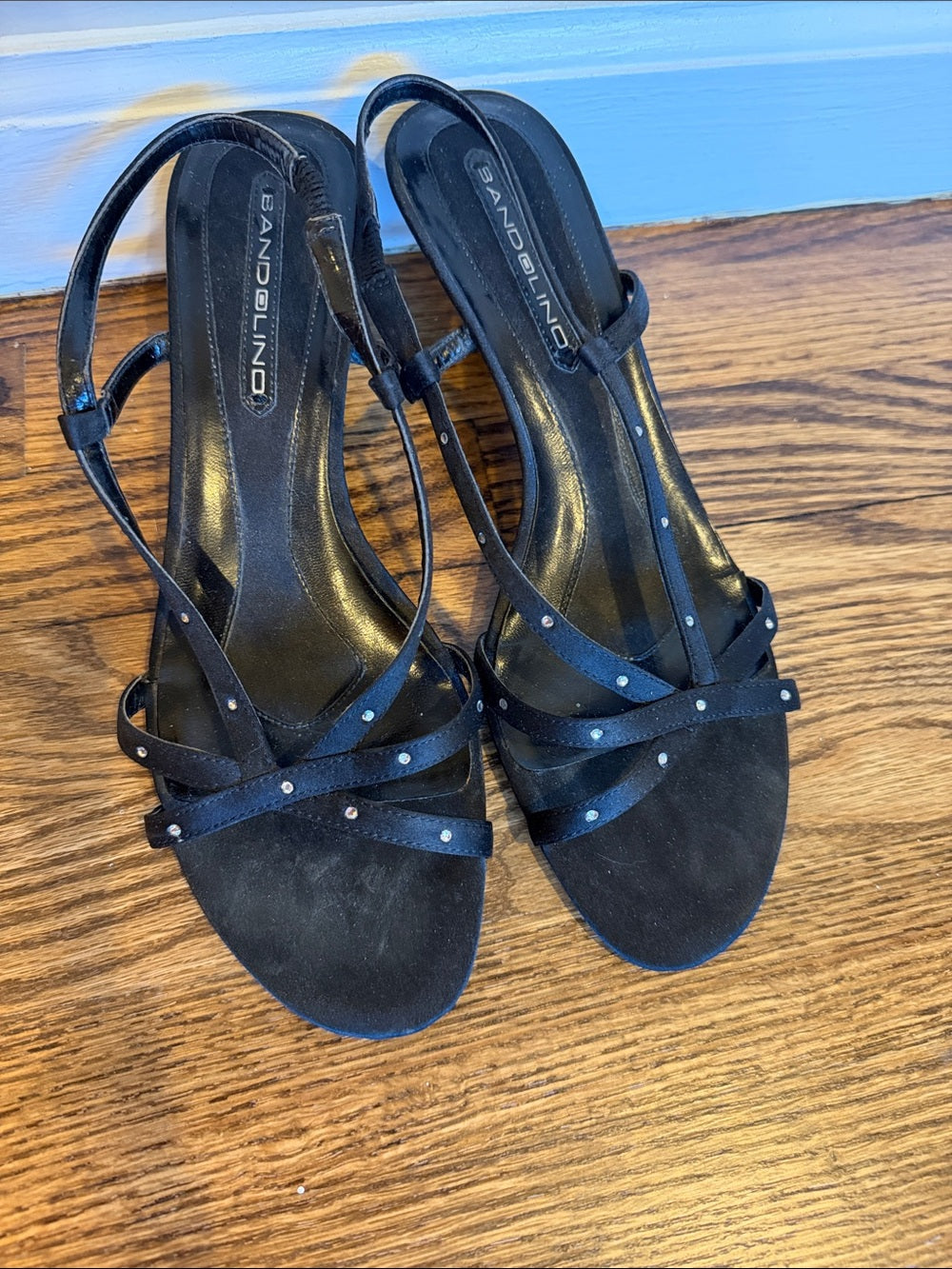 Bandolino Black Strappy Low Heel Sandals Size 8