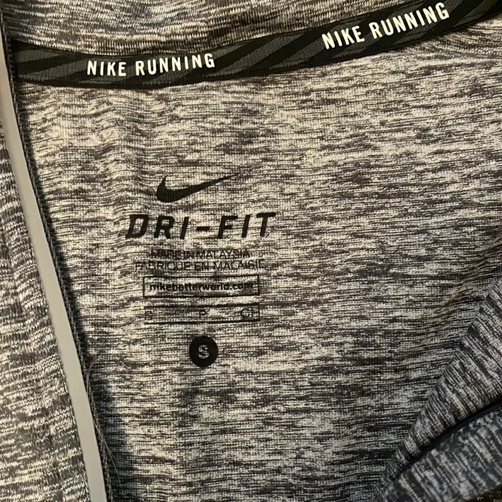 Nike Grey Small Athletic Quarter Zip Size Small