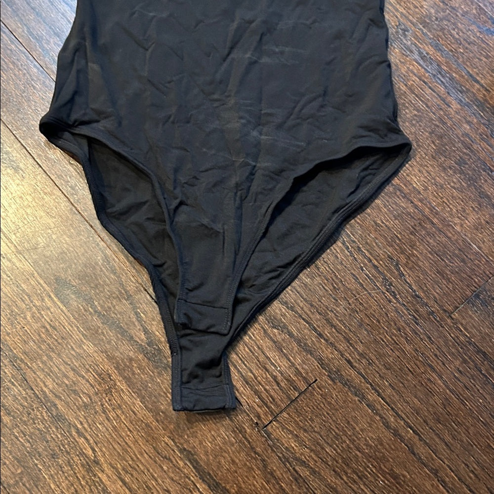 Mangopop Women’s Black Sleeveless Bodysuit Size XS