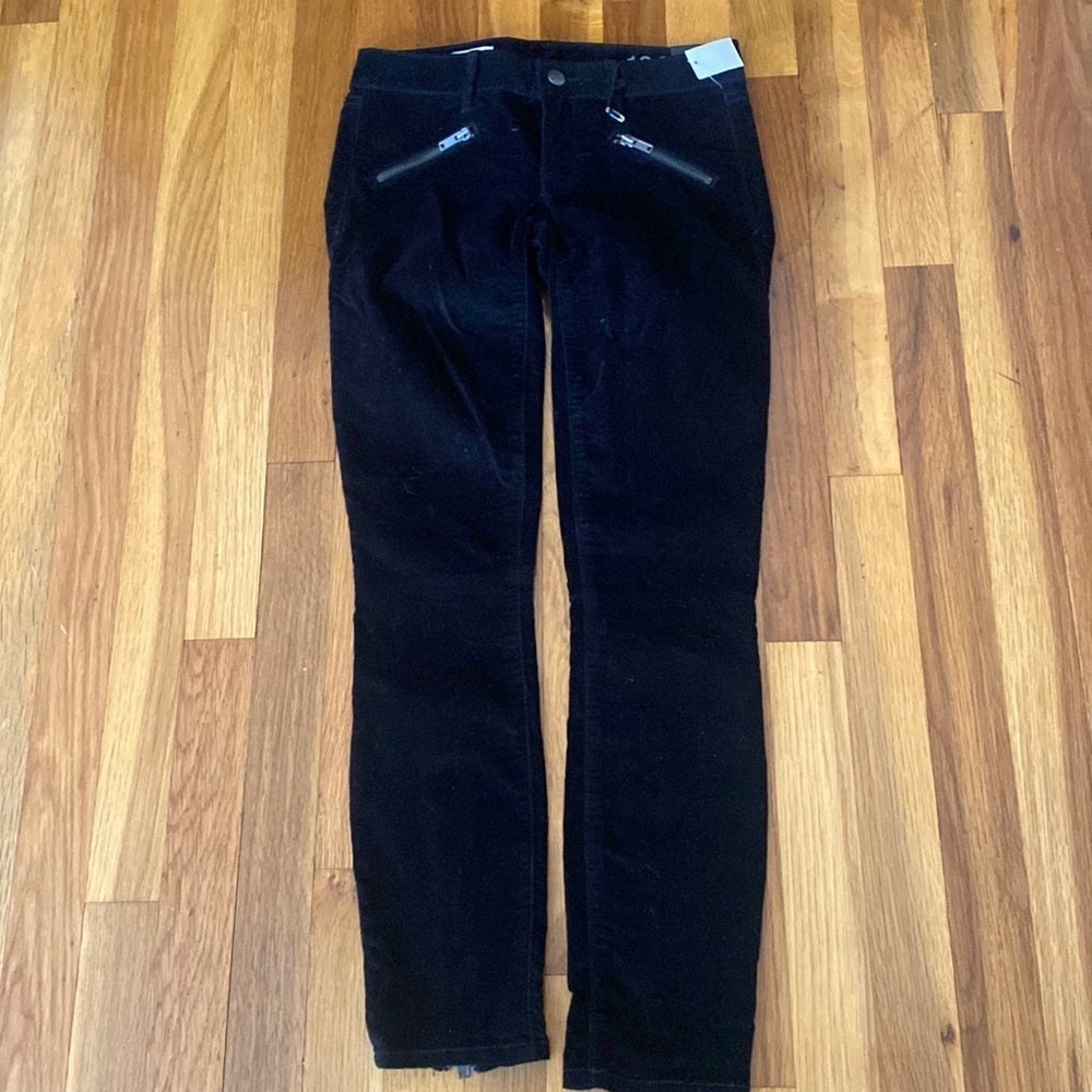 NWT GAP Women’s Black Velvet Skinny Jeans Size 24r