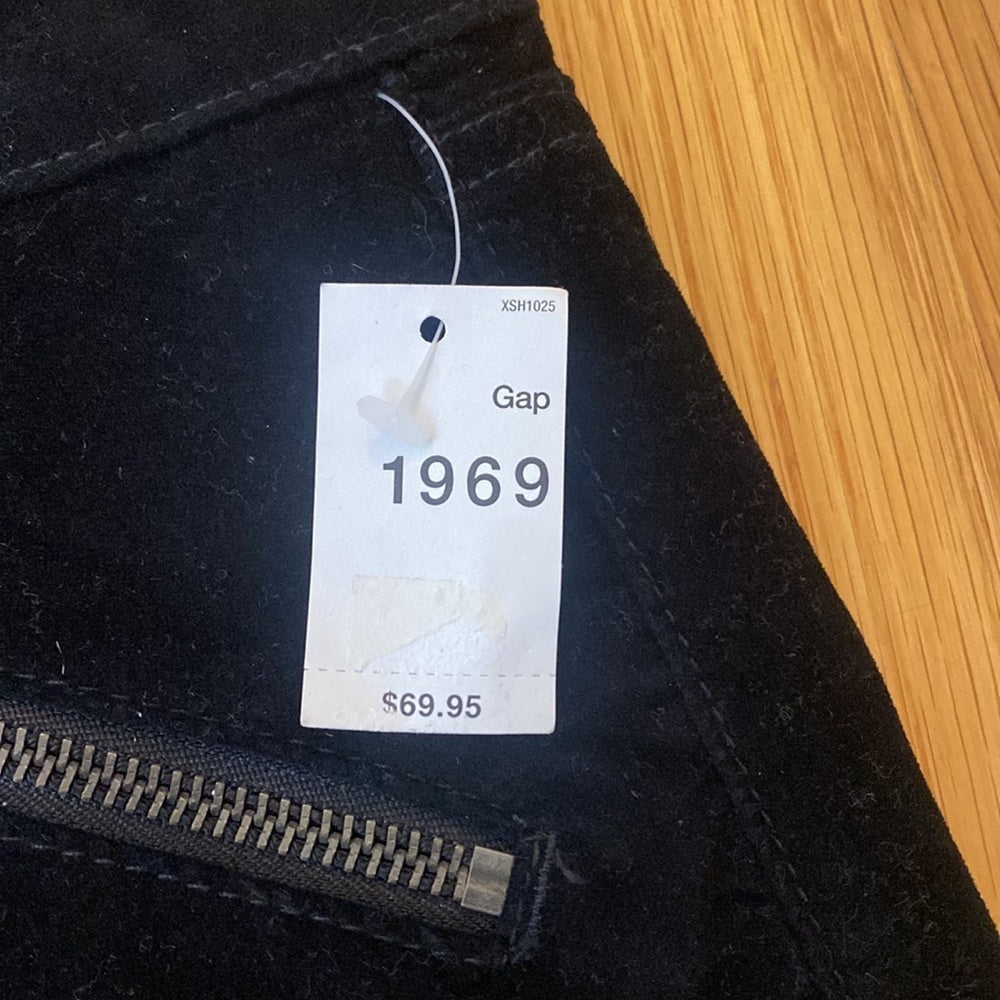 NWT GAP Women’s Black Velvet Skinny Jeans Size 24r