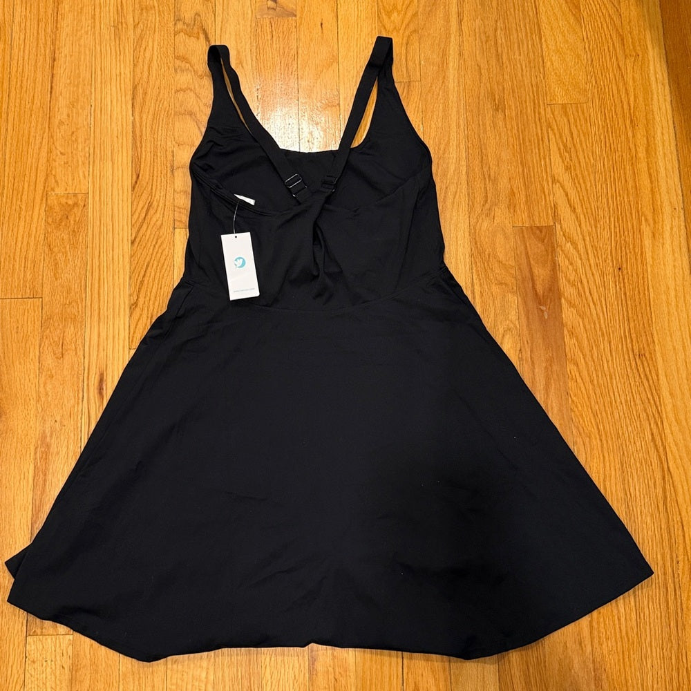 NWT Iuga Women’s Black Athletic Dress Size M