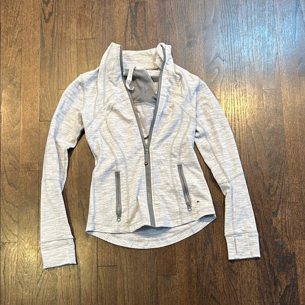 Lululemon Women’s Gray Zip-Up Jacket Size 4