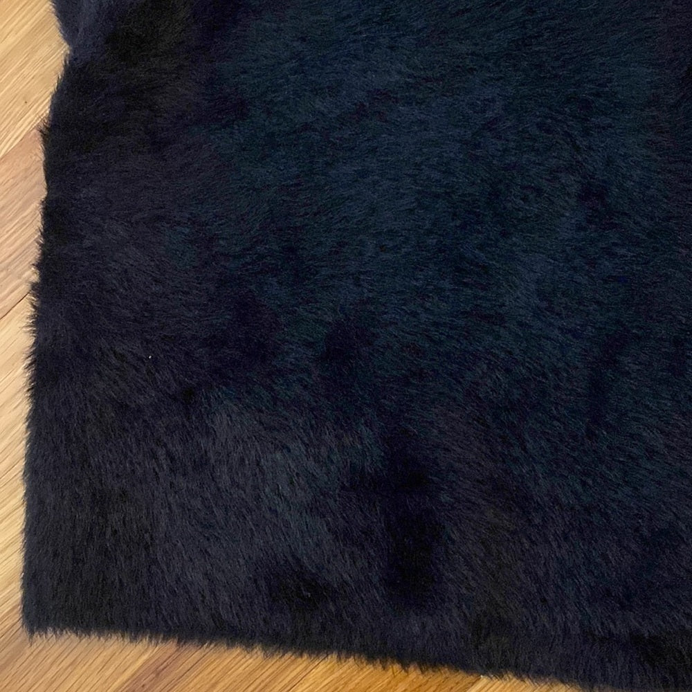 NWT Alex Max Women’s Black Fuzzy Shrug OS