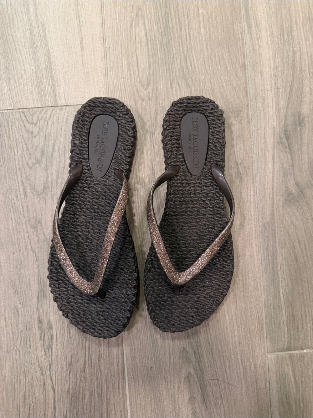 Ilse Jacobsen Women’s Sparkle Strap Black Flip Flop Sandals Size 7