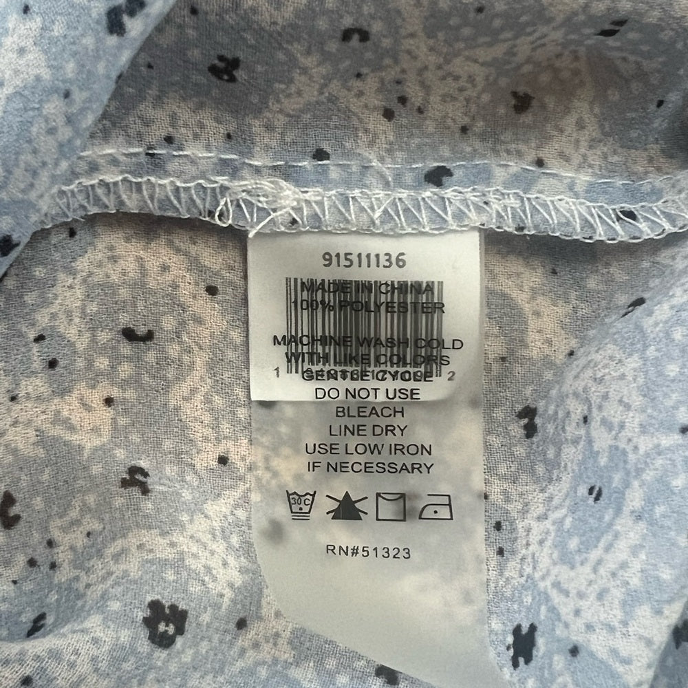 NWT Vince Camuto Women’s Blue Blouse Size S