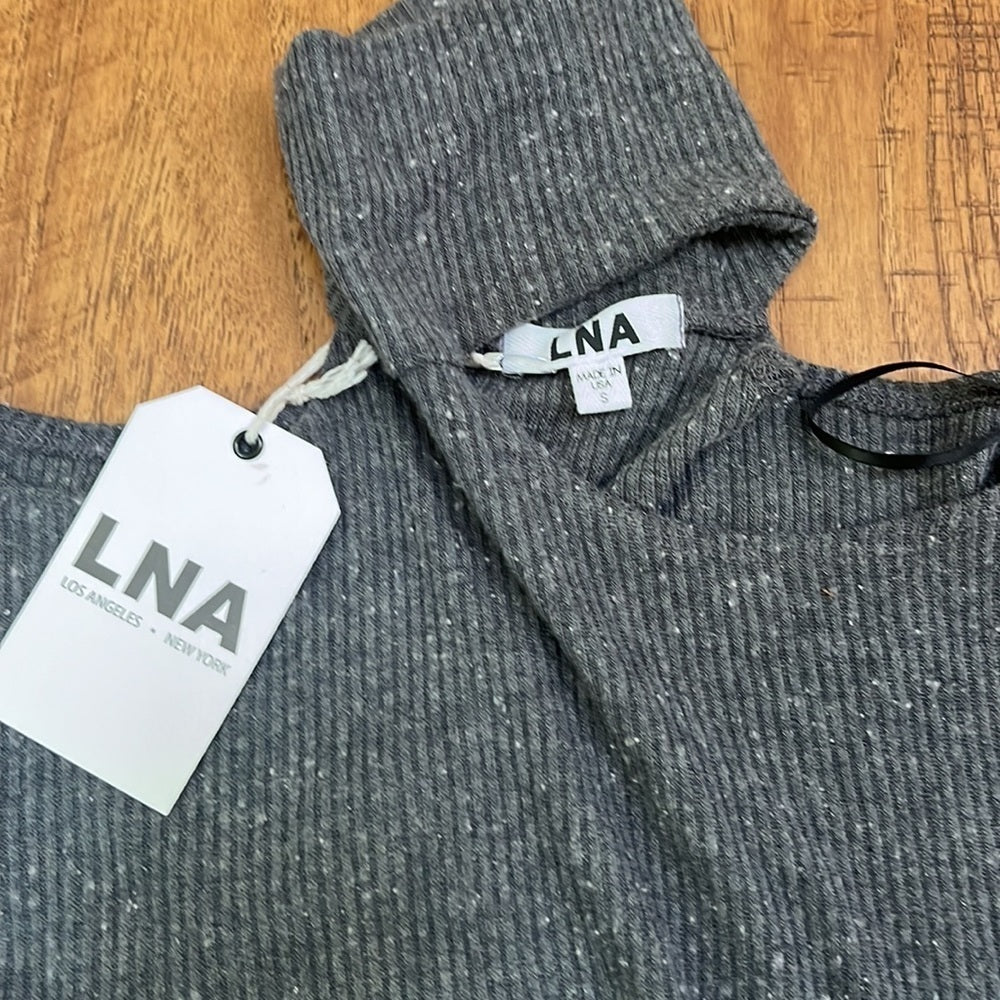 NWT LNA Women’s Grey Long Sleeve Sweater With Cut Out Shoulders Size S