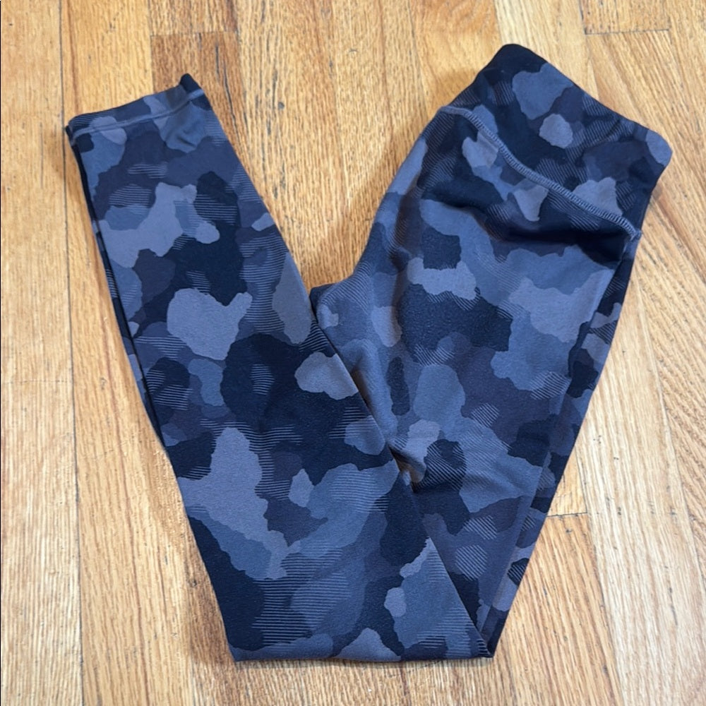 Athleta Kids Camouflage Leggings Size M (8-10)