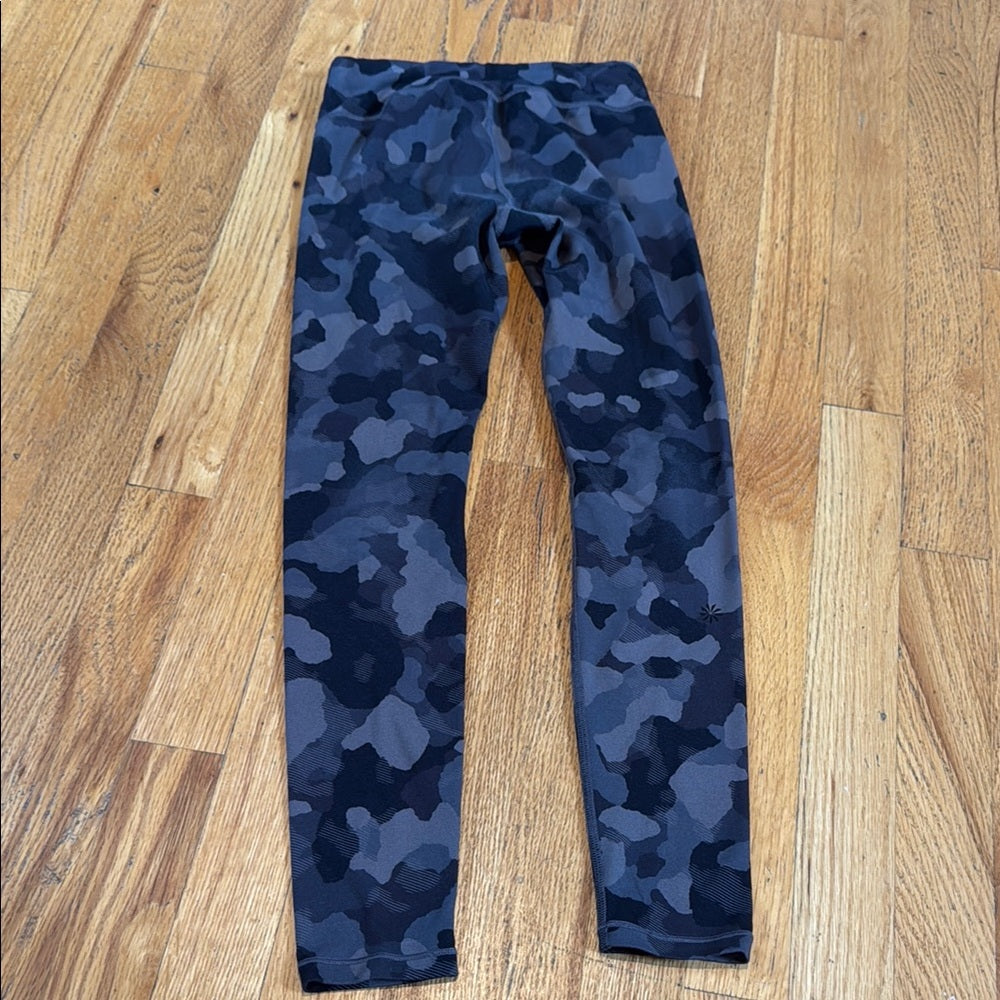 Athleta Kids Camouflage Leggings Size M (8-10)