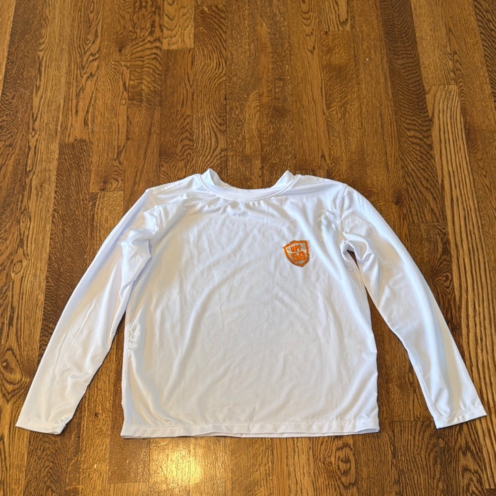 NWT InGear Boy’s White Long Sleeve Rashguard Size XS