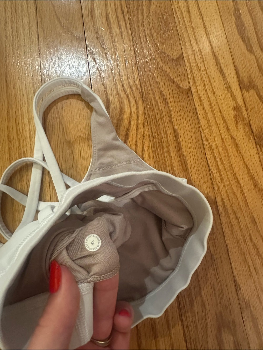 lululemon athletica White Energy Sports Bra Size 4